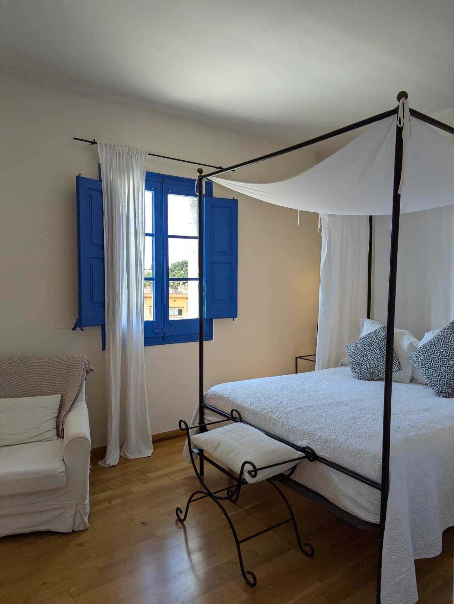 Hostal De La Placa - Hotel Boutique Cabrils Exteriér fotografie
